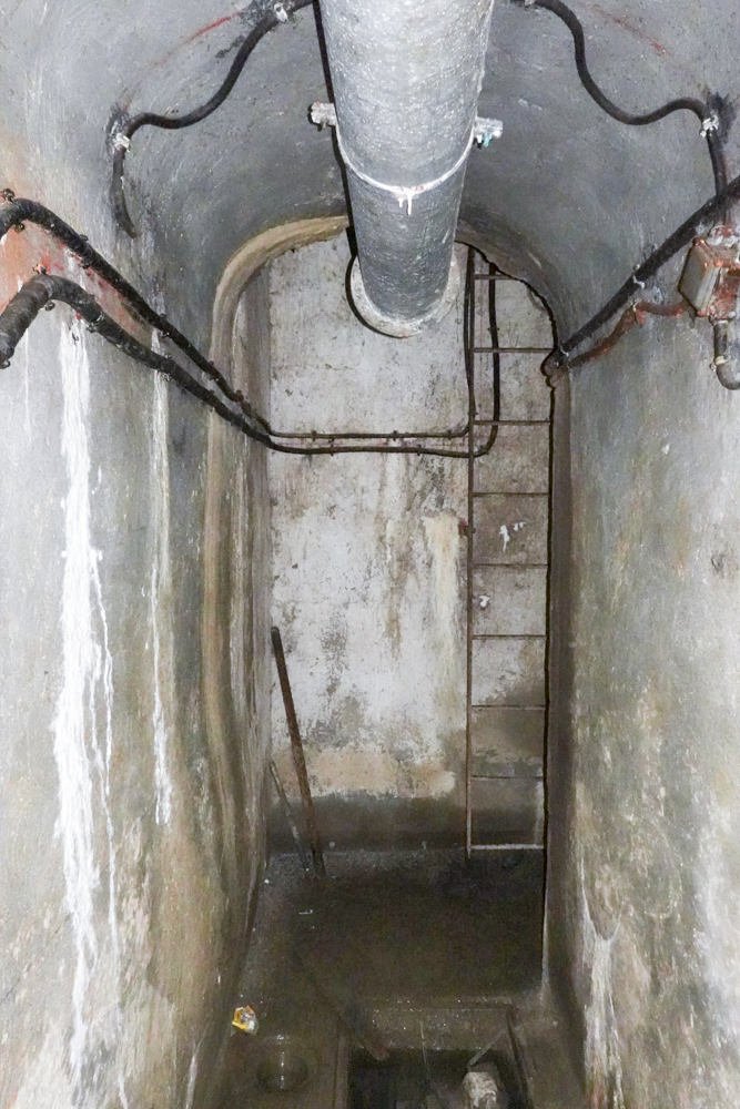 Ligne Maginot - RESTEFOND - (Ouvrage d'artillerie) - Bloc 4
Galerie menant au puits d'accès au bloc