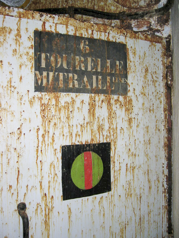 Ligne Maginot - OBERHEIDE - A14 - (Ouvrage d'infanterie) - Entrée des locaux de la tourelle mitrailleuses - Michel Teiten