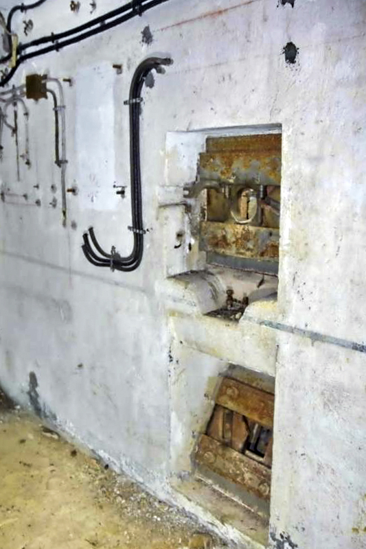 Ligne Maginot - OBERHEIDE - A14 - (Ouvrage d'infanterie) - Créneau de défense du fossé sud