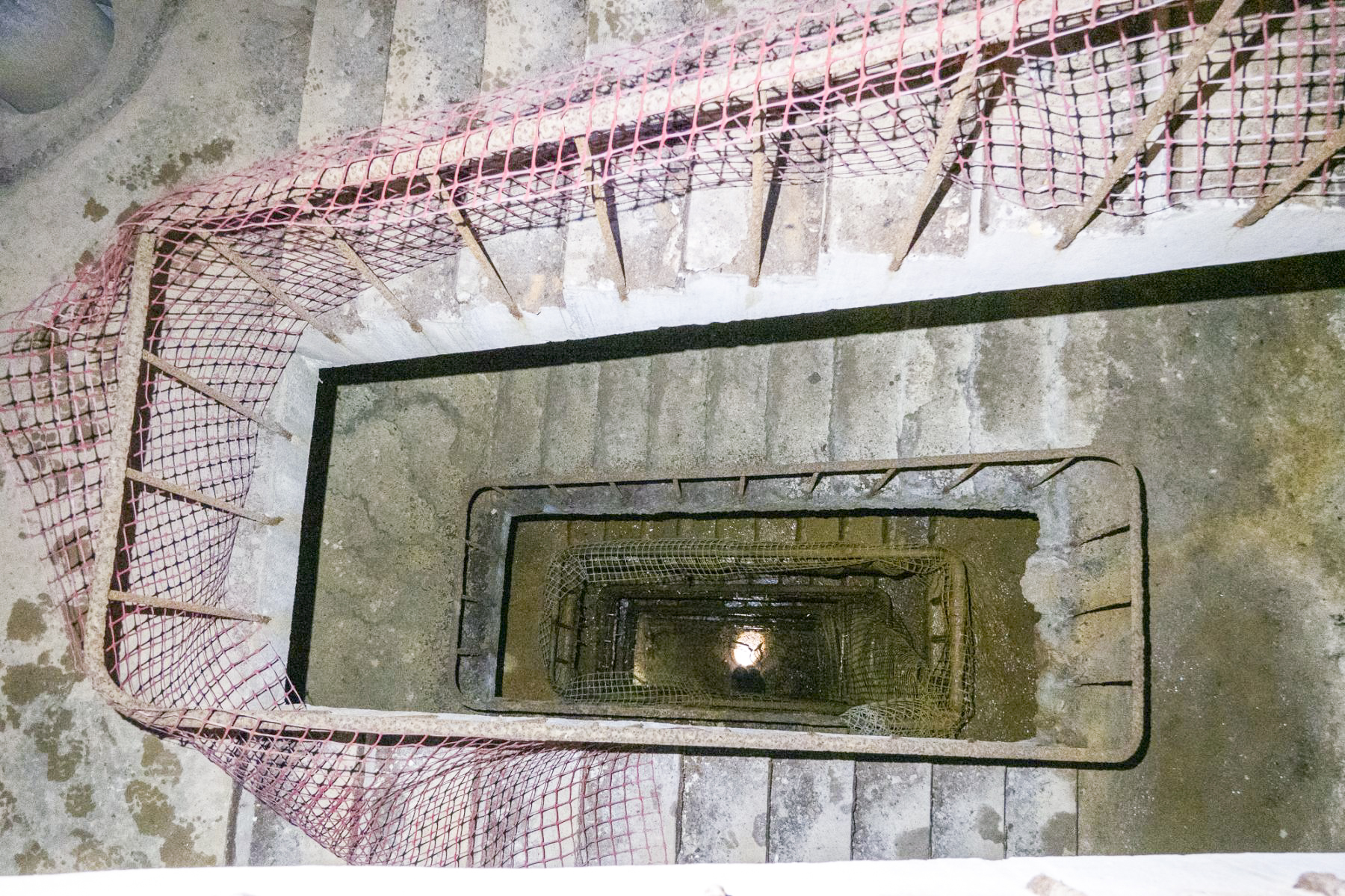 Ligne Maginot - ROTHERBERG - X30 (QUARTIER FREISTROFF - II/162°RIF) - (Abri) - Bloc Nord
Cage d'escalier  - Michel Teiten