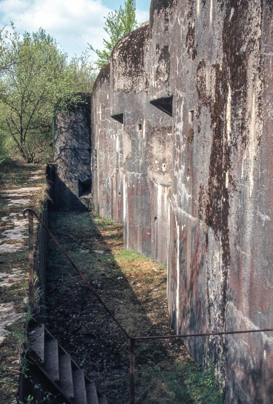 Ligne Maginot - BILLIG - A18 - (Ouvrage d'artillerie) - Bloc 4
Le fossé - MANSUY Michel