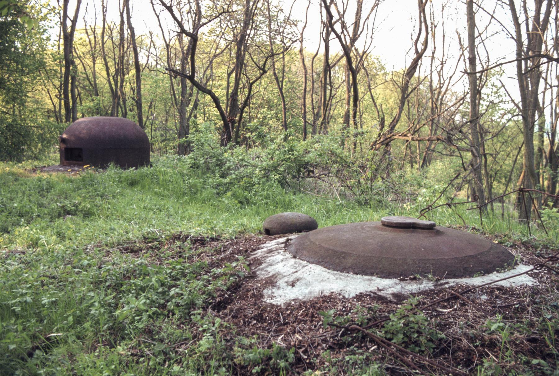 Ligne Maginot - BILLIG - A18 - (Ouvrage d'artillerie) - Bloc 7
La cloche VP et la cloche GFM - MANSUY Michel