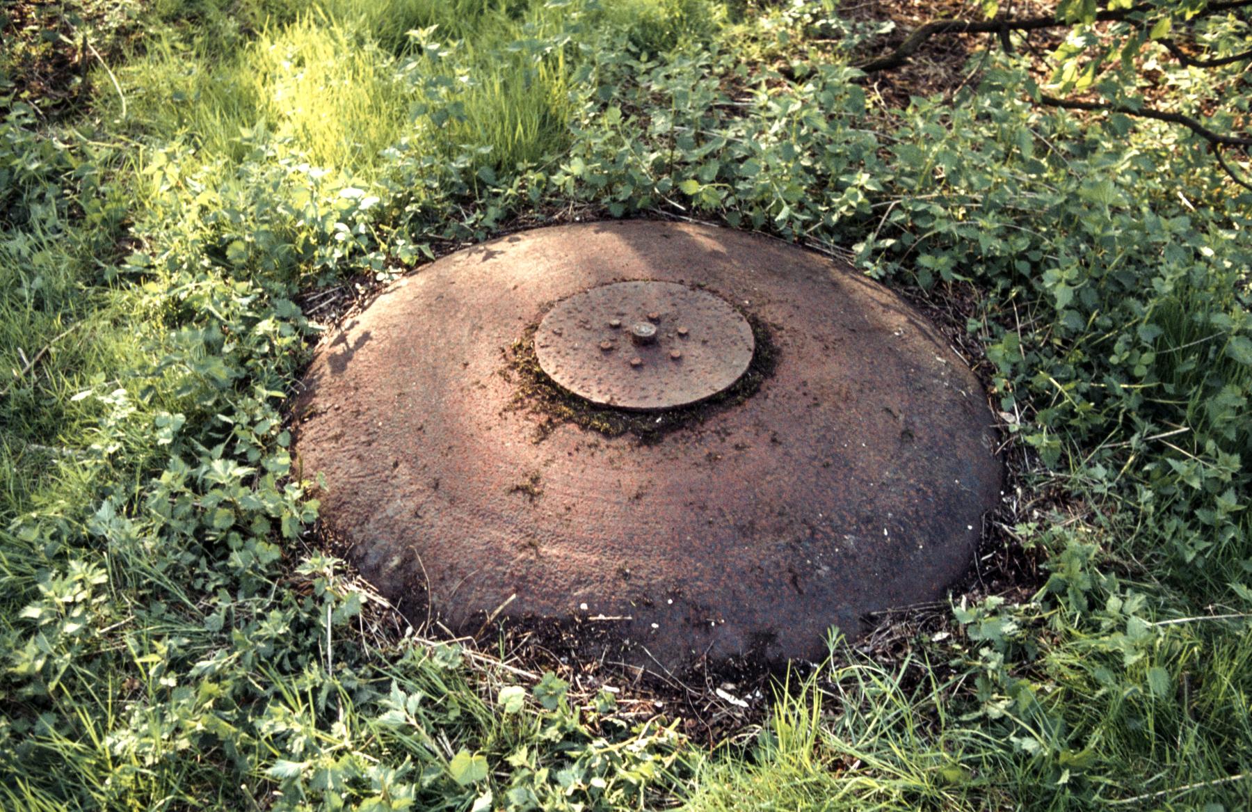 Ligne Maginot - BILLIG - A18 - (Ouvrage d'artillerie) - Bloc 7
La cloche LG - MANSUY Michel