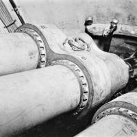 Ligne Maginot - HACKENBERG - A19 - (Ouvrage d'artillerie) - Bloc 10 - la tourelle de mortiers de 81 mm
Étage supérieur, Extrémité des deux tubes de détente des mortiers et culasses