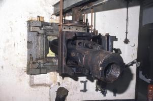 Ligne Maginot - IMMERHOF - A10 - (Ouvrage d'infanterie) - Bloc d'entrée
Le canon provisoirement dans son créneau