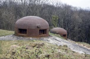 Ligne Maginot - HACKENBERG - A19 - (Ouvrage d'artillerie) - Bloc 12
Les deux cloches GFM