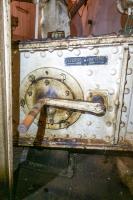 Ligne Maginot - SCHOENENBOURG - (Ouvrage d'artillerie) - Bloc 4
Etage inférieur de la tourelle de 75.
Manivelle pour la mise en éclipse ou batterie.