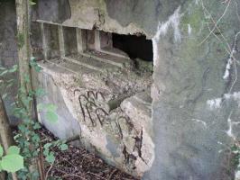 Ligne Maginot - METRICH - (Blockhaus pour canon) - Impact sur le créneau.