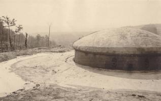 Ligne Maginot - METRICH - A17 - (Ouvrage d'artillerie) - Le bloc 8 avec sa tourelle pour deux canons de 75/33