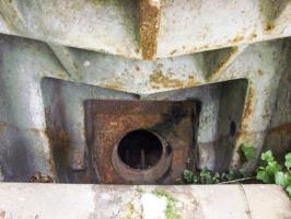 Ligne Maginot - METRICH - A17 - (Ouvrage d'artillerie) - Bloc 15
Un des créneaux pour mortiers de 81.