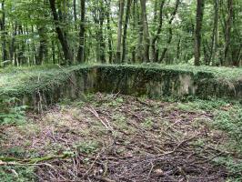 Ligne Maginot - METRICH - A17 - (Ouvrage d'artillerie) - Aux alentours
Un réservoir entre le bloc 7 et le bloc 11.