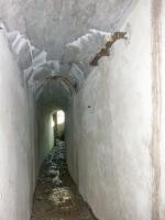 Ligne Maginot - REBBERG 4 - (Observatoire indeterminé) - Galerie reliant l'observatoire et son entrée (au fond)
Noter la présence de supports pour boites de raccordement de lignes téléphoniques sur la droite