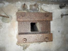 Ligne Maginot - VALETTE NORD OUEST - (Blockhaus pour arme infanterie) - Le créneau pour FM.