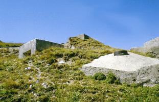 Ligne Maginot - COL DE RAUS (CR) - (Ouvrage d'infanterie) - Bloc 4 
