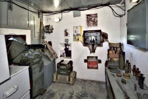 Ligne Maginot - MC29B - MC21 - (Casemate d'infanterie - double) - Chambre de tir Est pour mitrailleuse et FM restaurée