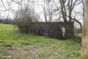 Ligne Maginot - DB374 - LE FOURNEAU 2 - (Blockhaus pour canon) - En contrebas de la voie ferrée le blockhaus surveillance l'autre voie ferrée et le vallée de la Crusnes