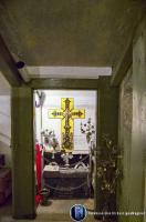 Ligne Maginot - BOIS DU FOUR - A5 - (Ouvrage d'infanterie) - La pièce de prière fraichement mise à jour.
Il est noté :
Dieux des Armées, fait qu'après avoir vaincu nos ennemis et les ayant tués jusqu'au derniers, nous puissions désormais vous prier dans la PAIX.
Blessés à l'A5 :
Aspirant Pierlot le 15/05/40
Adjudant Le Calvé le 16/06/40
Caporal Rassi le 24/06/40
Prions pour vous ...