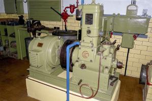 Ligne Maginot - BOIS DU FOUR - A5 - (Ouvrage d'infanterie) - Usine
Rénovation en cours
