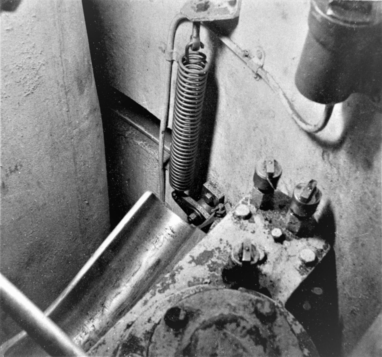 Ligne Maginot - Tourelle modèle 1932 pour deux mortiers de 81 mm - Hackenberg bloc 10
Chambre de tir
Détail 