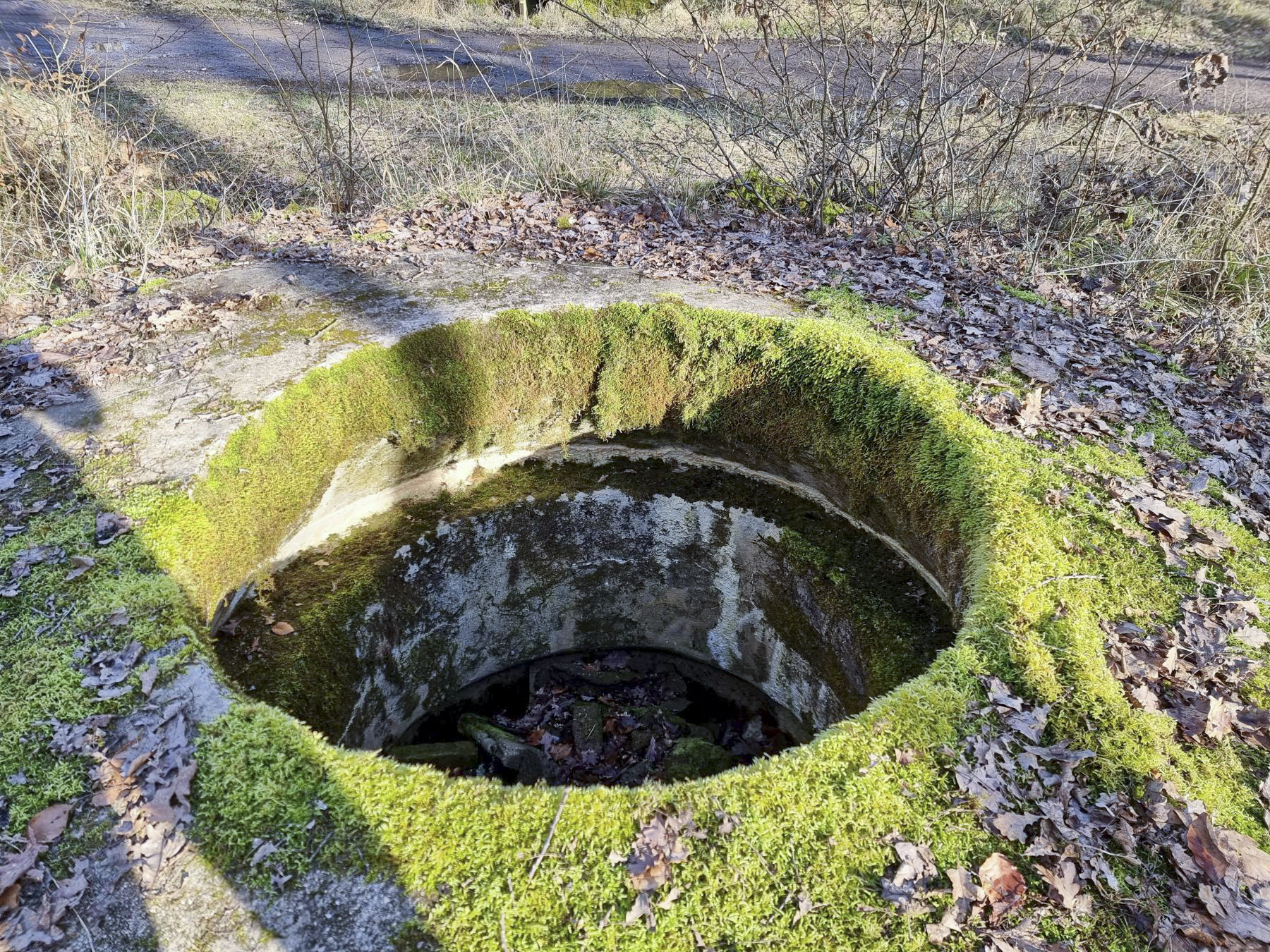 Ligne Maginot - CT58 - (Cuve pour arme d'infanterie) - L'encuvement destiné à accueillir la tourelle même.