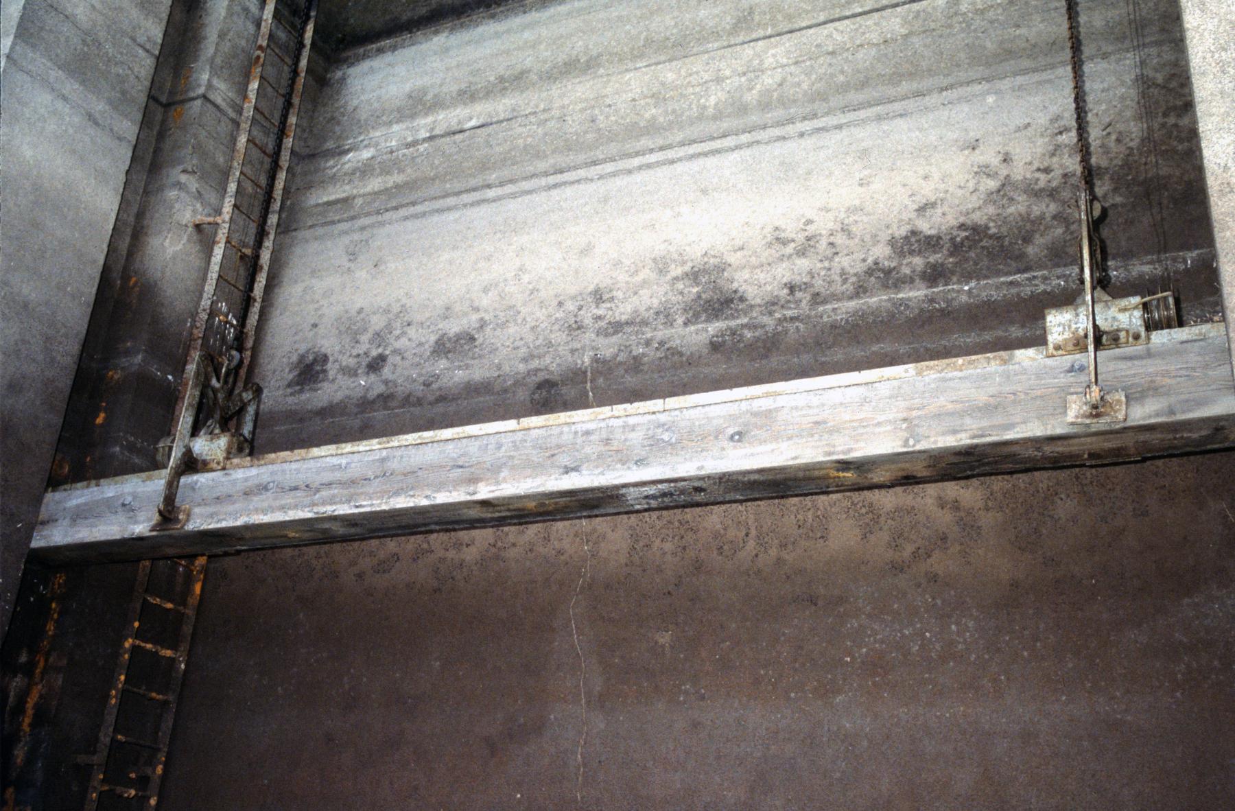 Ligne Maginot - RESERVOIR DE DIEFENBACH - (Inondation défensive) - Levage des poutres de cloison - MANSUY Michel