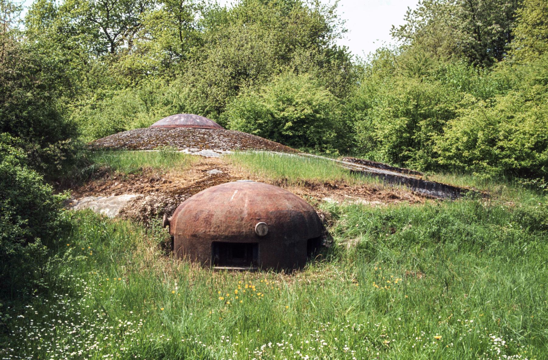 Ligne Maginot - GALGENBERG - A15 - (Ouvrage d'artillerie) - Bloc 3
Tourelle de mitrailleuses et cloche GFM - MANSUY Michel