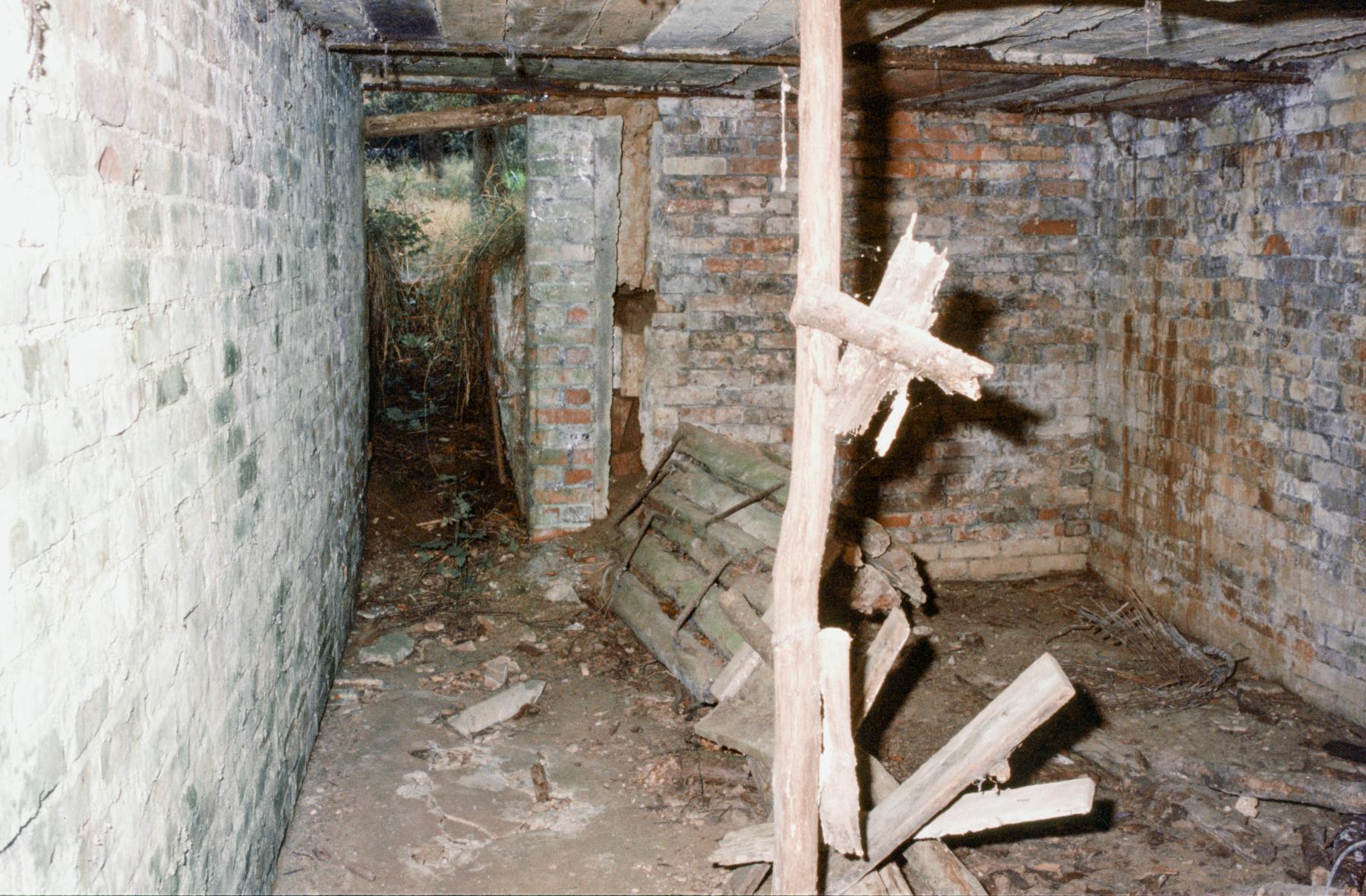 Ligne Maginot - HINSING 8 - (Abri) - L'intérieur - MANSUY Michel