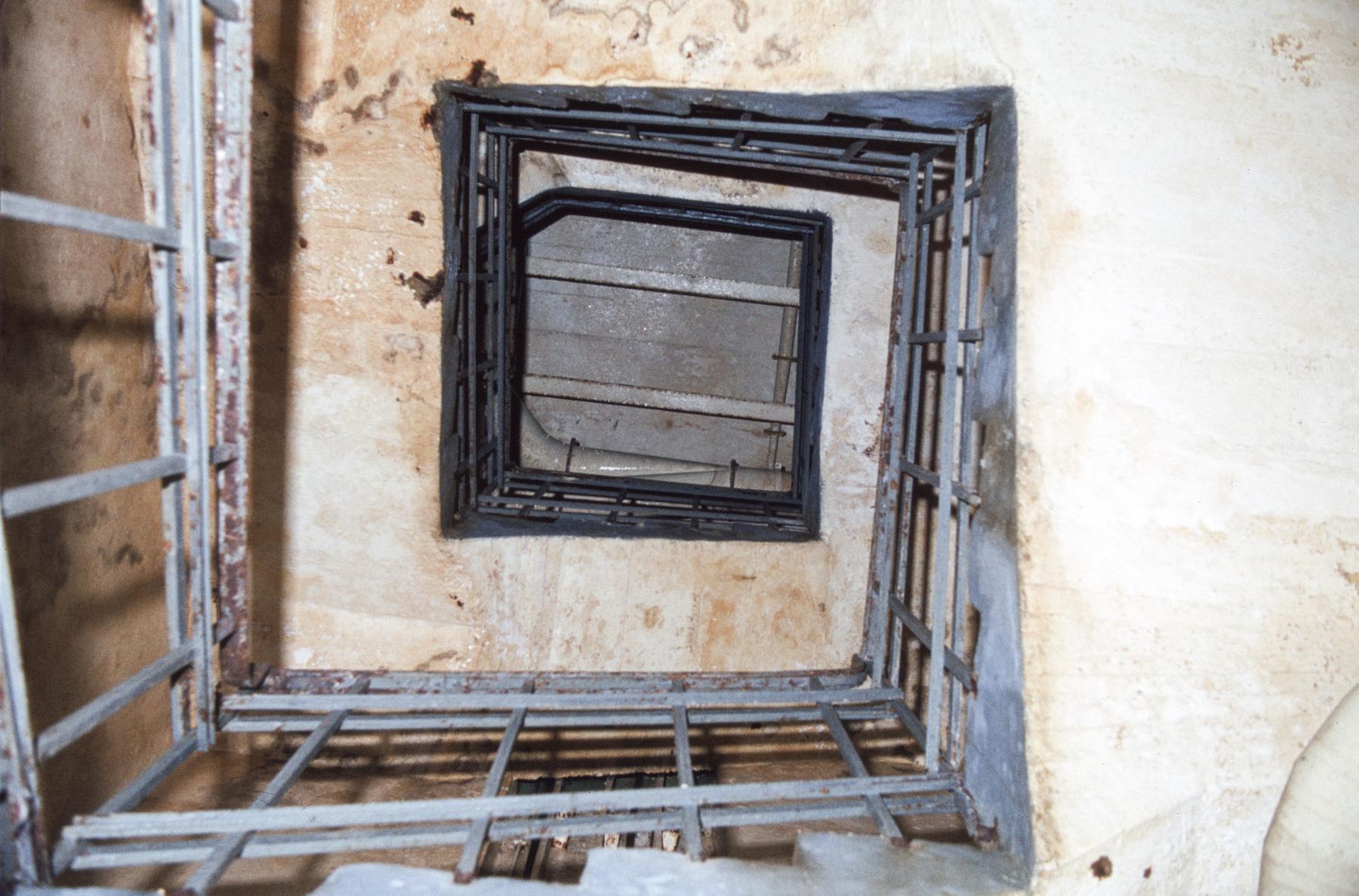 Ligne Maginot - IMMERHOF - A10 - (Ouvrage d'infanterie) - Bloc 2
L'escalier - MANSUY Michel