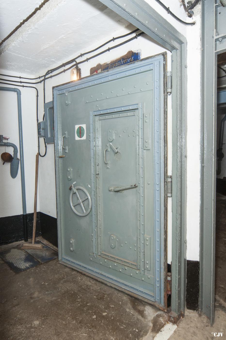 Ligne Maginot - IMMERHOF - A10 - (Ouvrage d'infanterie) - Bloc d'entrée
Une porte étanche