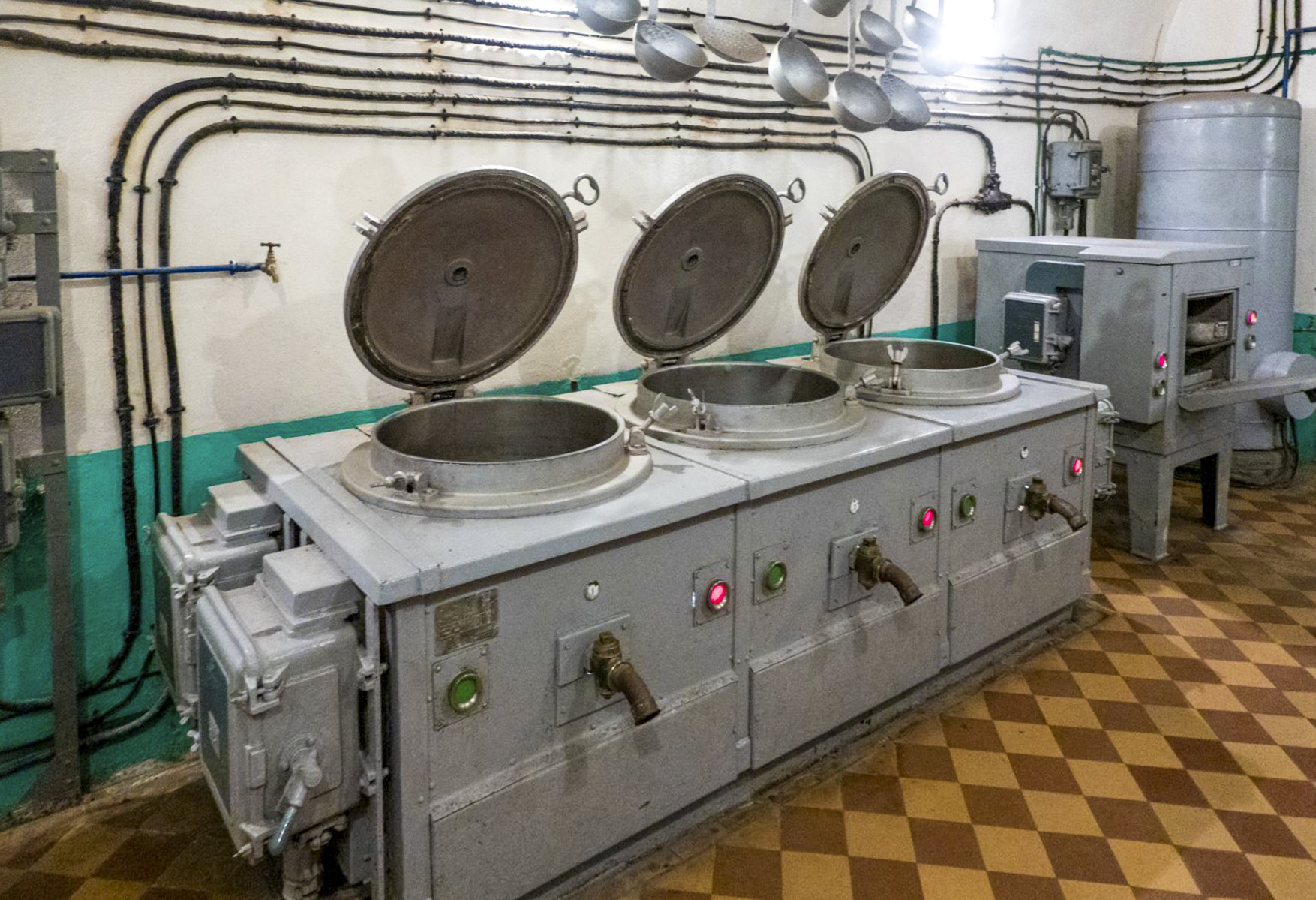 Ligne Maginot - SCHOENENBOURG - (Ouvrage d'artillerie) - Cuisine - Michel Teiten