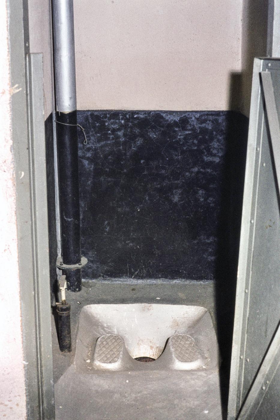 Ligne Maginot - ZEITERHOLZ - X6 - (Abri) - Latrine - MANSUY Michel