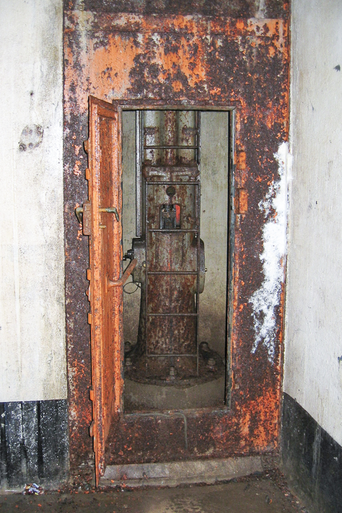 Ligne Maginot - SOETRICH - A11 - (Ouvrage d'artillerie) - Bloc 6
Cloche LG