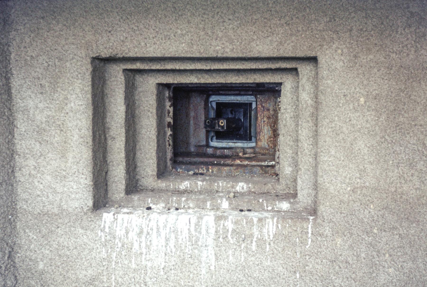 Ligne Maginot - SOETRICH - A11 - (Ouvrage d'artillerie) - Bloc 3
Le créneau pour le jumelage - MANSUY Michel