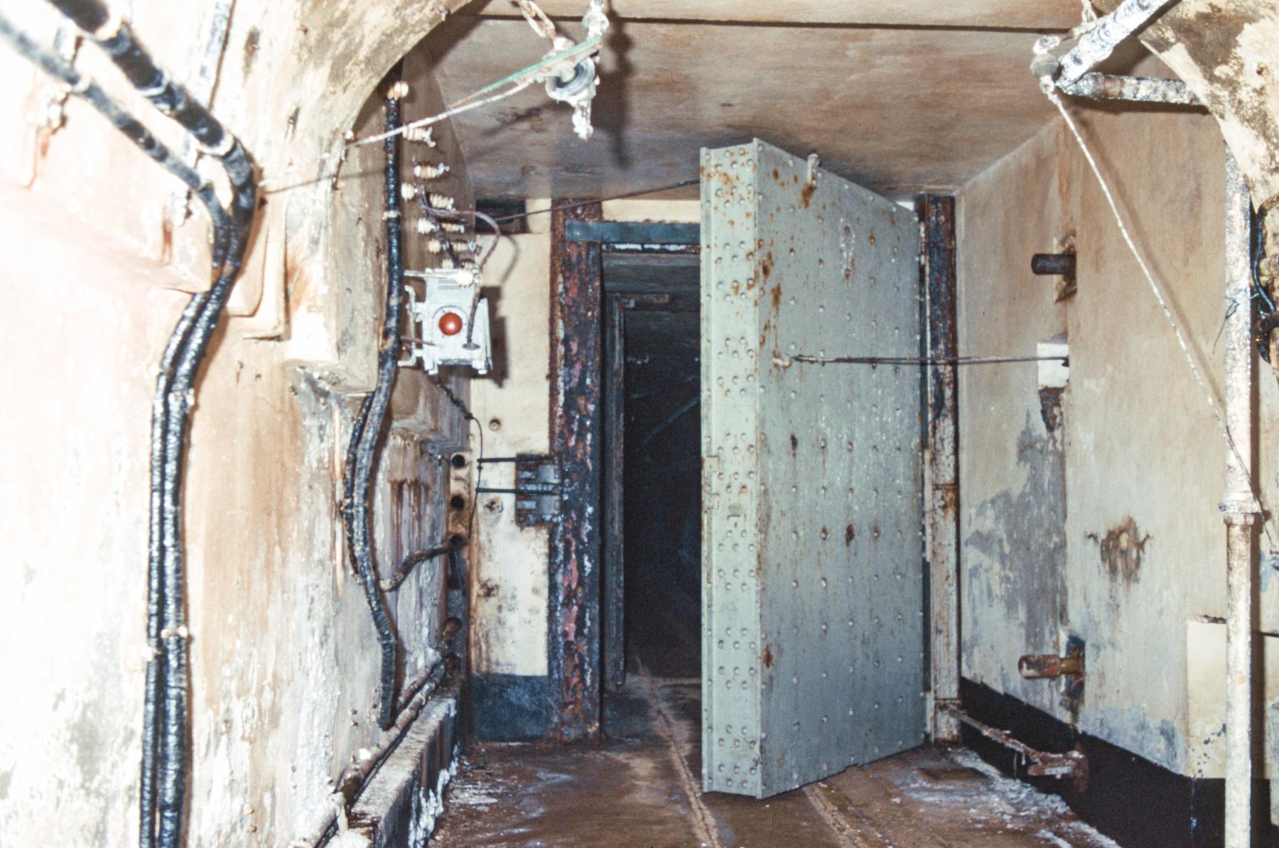 Ligne Maginot - SOETRICH - A11 - (Ouvrage d'artillerie) - La porte pare-souffle - MANSUY Michel
