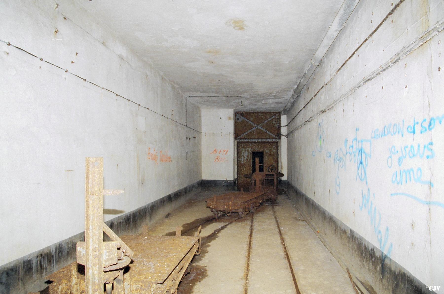 Ligne Maginot - SOETRICH - A11 - (Ouvrage d'artillerie) - Entrée munitions - Lia VERMEULEN