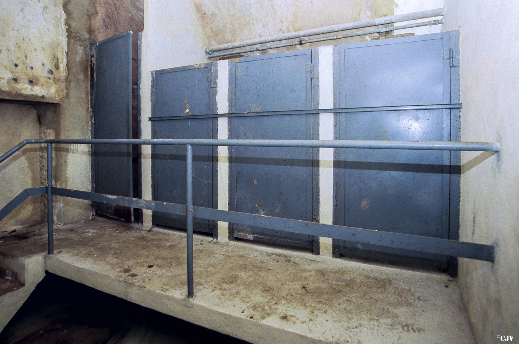 Ligne Maginot - SOETRICH - A11 - (Ouvrage d'artillerie) - Les latrines - Lia VERMEULEN