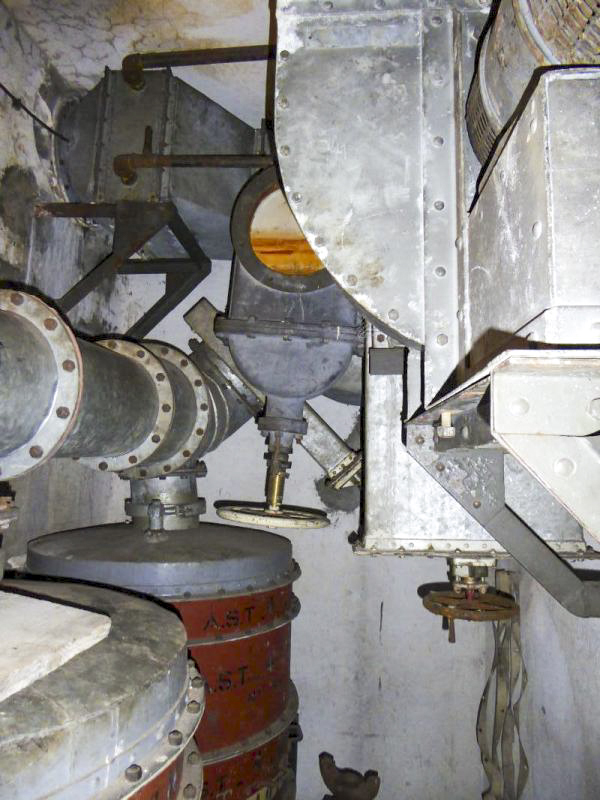 Ligne Maginot - BILMETTE - X26 - (Abri) - Salle des filtres