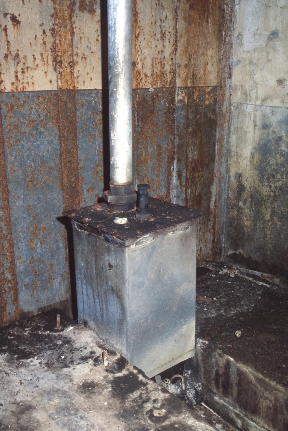 Ligne Maginot - ROUTE DU LUXEMBOURG - O10 - (Observatoire d'artillerie) - Pot d’échappement - MANSUY Michel