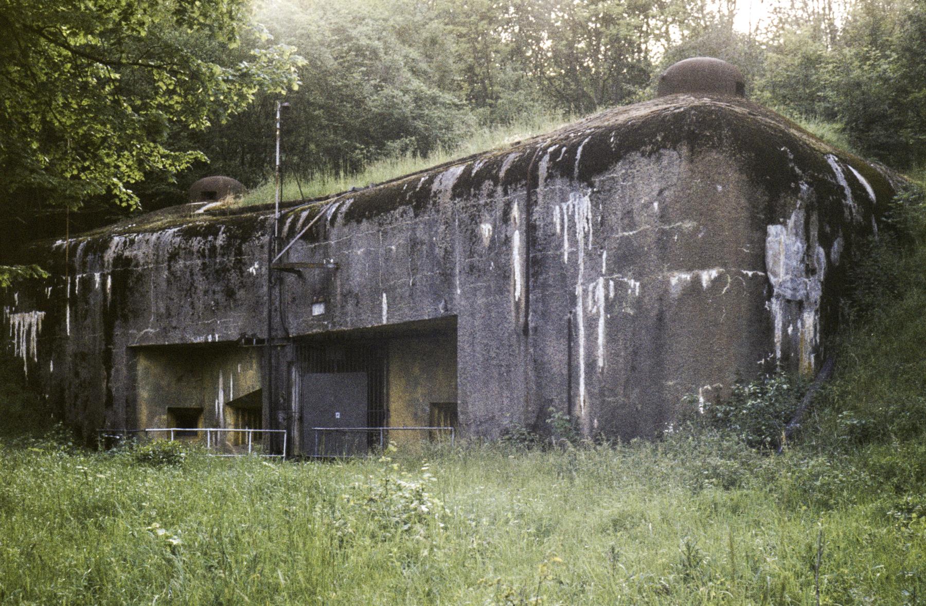 Ligne Maginot - ROCHONVILLERS - A8 - (Ouvrage d'artillerie) - Entrée munitions
Avant la modernisation en PC de Guerre - MANSUY Michel