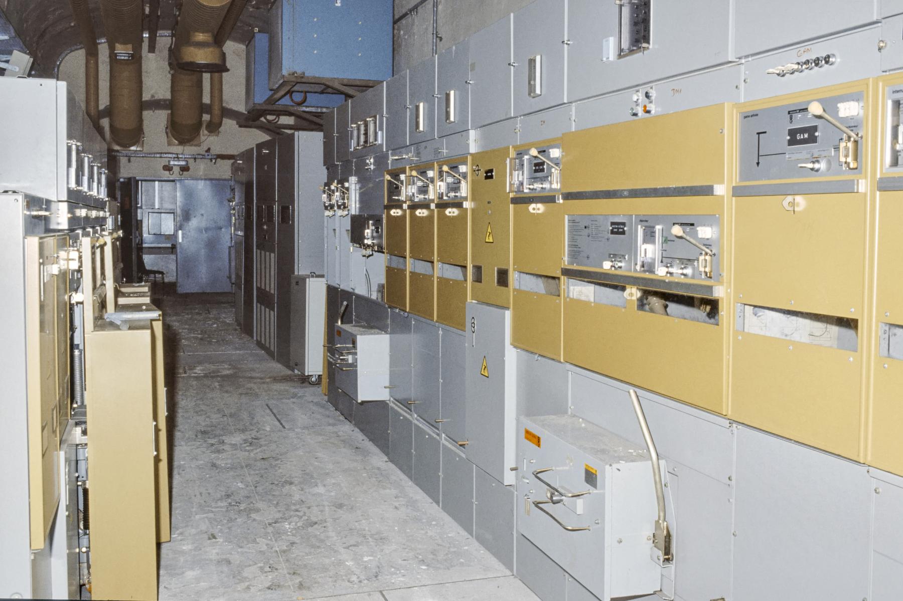 Ligne Maginot - ROCHONVILLERS - A8 - (Ouvrage d'artillerie) - La cellule électrique HTA modernisée - MANSUY Michel