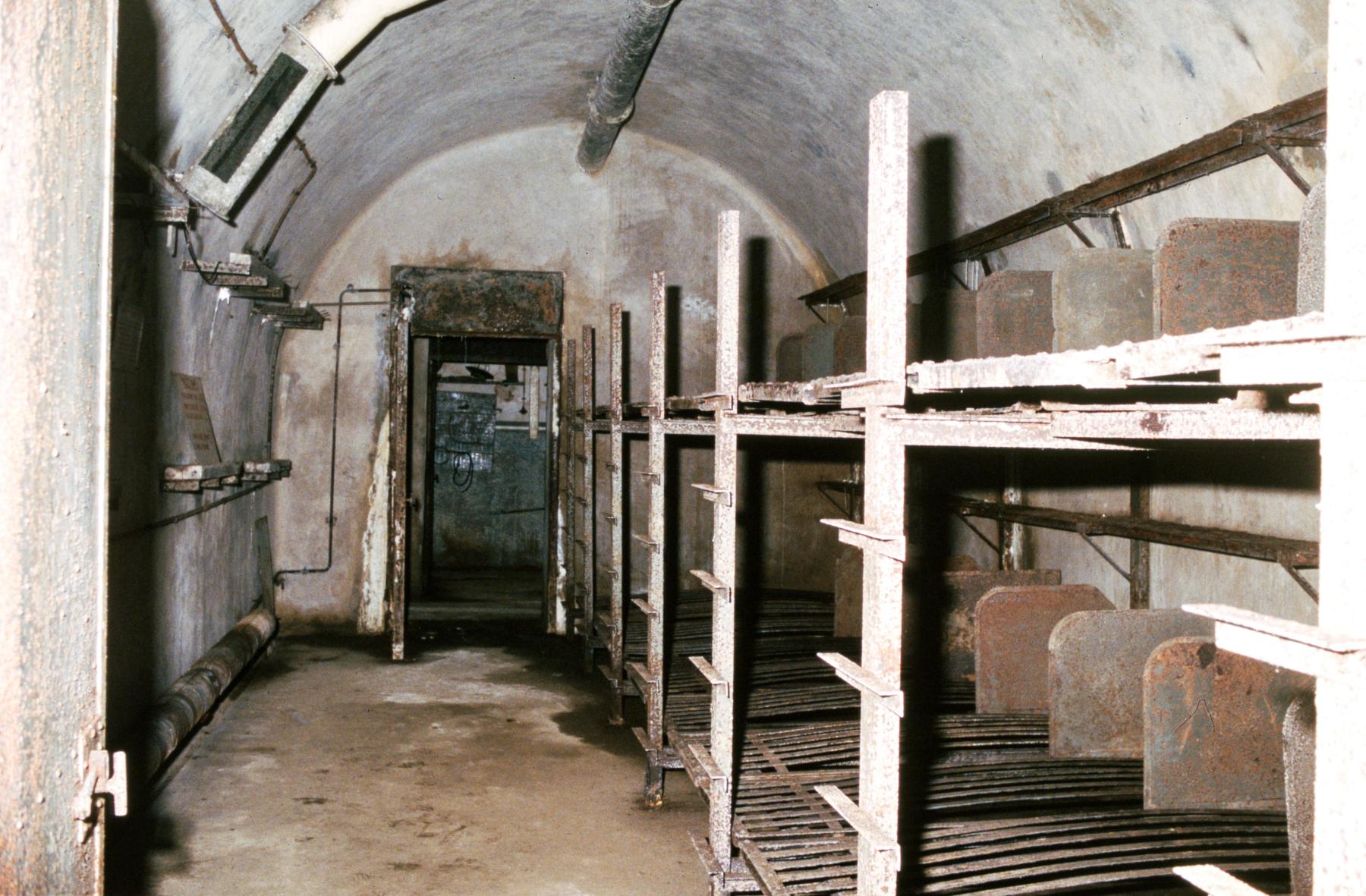 Ligne Maginot - METRICH (ABRI SUD DE) - X16 - (Abri) - Une chambre - MANSUY Michel