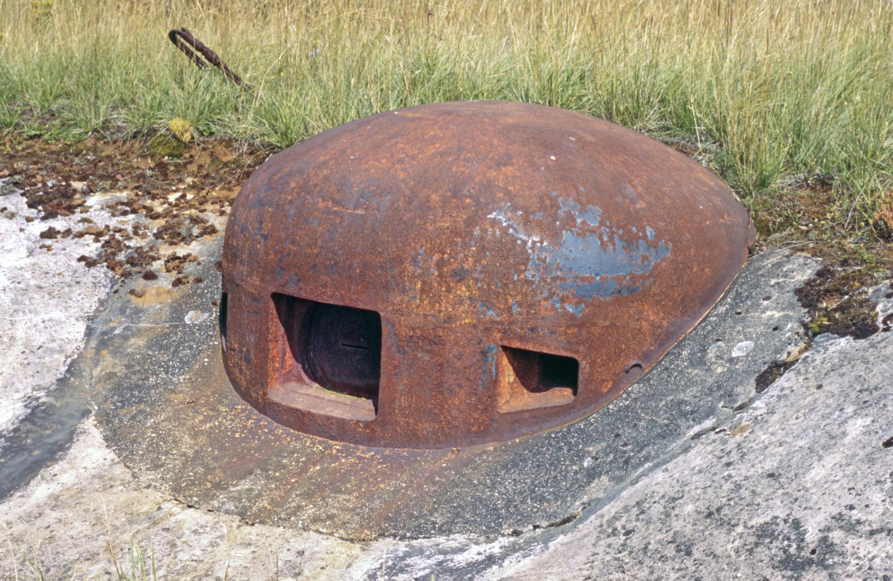 Ligne Maginot - PETERSBERG - X4 - (Abri actif) - Cloche pour jumelage de mitrailleuses - MANSUY Michel