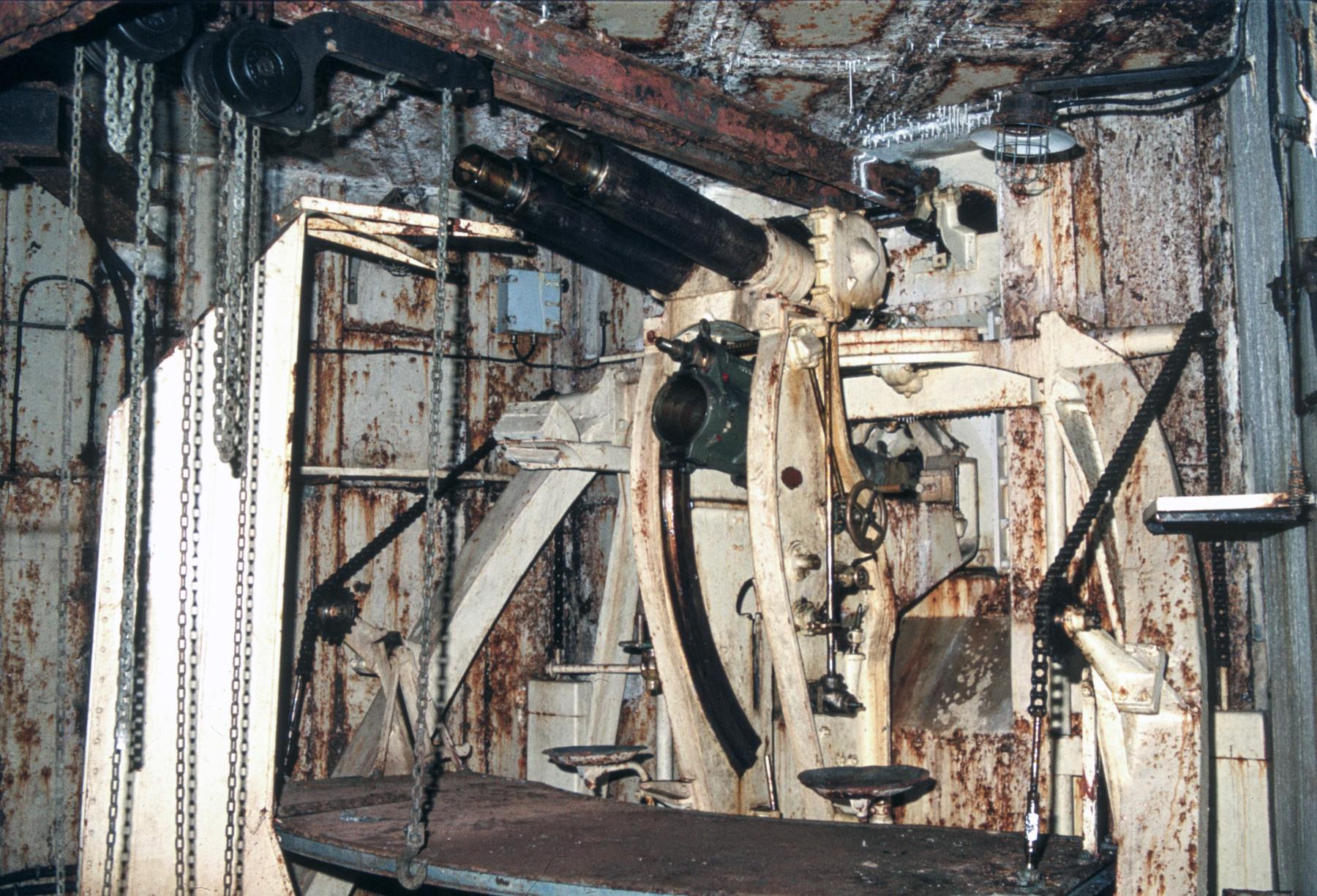 Ligne Maginot - METRICH - A17 - (Ouvrage d'artillerie) - Bloc 1
Canon de 75 mle 32 sous casemate - MANSUY Michel