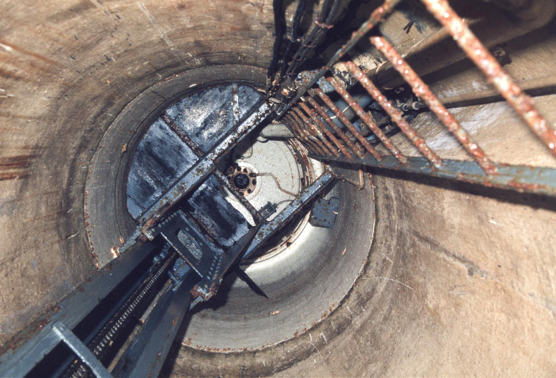 Ligne Maginot - METRICH - A17 - (Ouvrage d'artillerie) - Bloc 7
La cloche VDP
 - MANSUY Michel