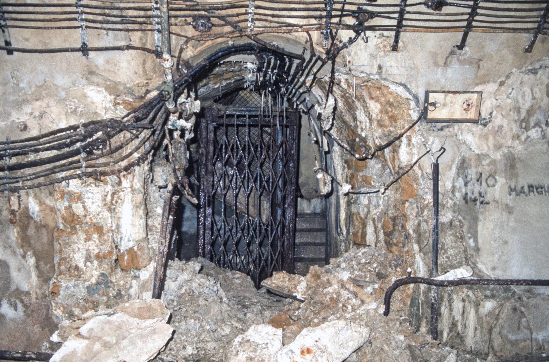 Ligne Maginot - METRICH - A17 - (Ouvrage d'artillerie) - Bloc 7
Galerie principale et l'entrée du bloc - MANSUY Michel