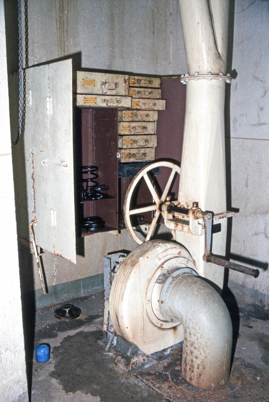 Ligne Maginot - METRICH - A17 - (Ouvrage d'artillerie) - Bloc 8
Étage inférieur - MANSUY Michel