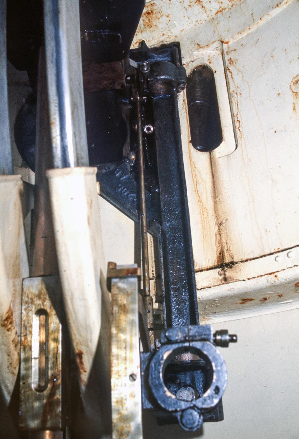 Ligne Maginot - METRICH - A17 - (Ouvrage d'artillerie) - Impressions de la chambre de tir d'une des deux tourelles de mitrailleuses - MANSUY Michel