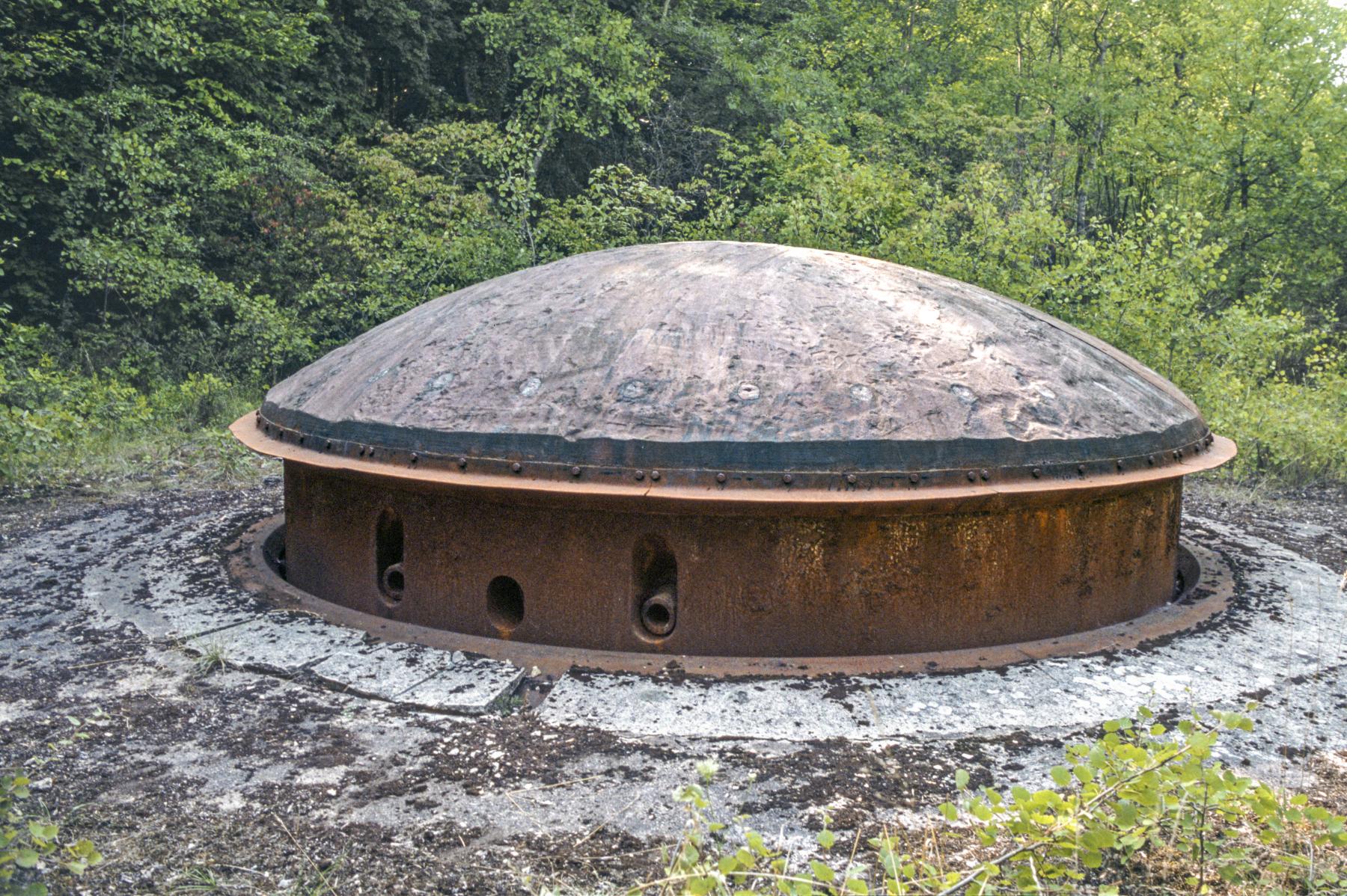 Ligne Maginot - METRICH - A17 - (Ouvrage d'artillerie) - Bloc 10
Tourelle de 75-33 - MANSUY Michel