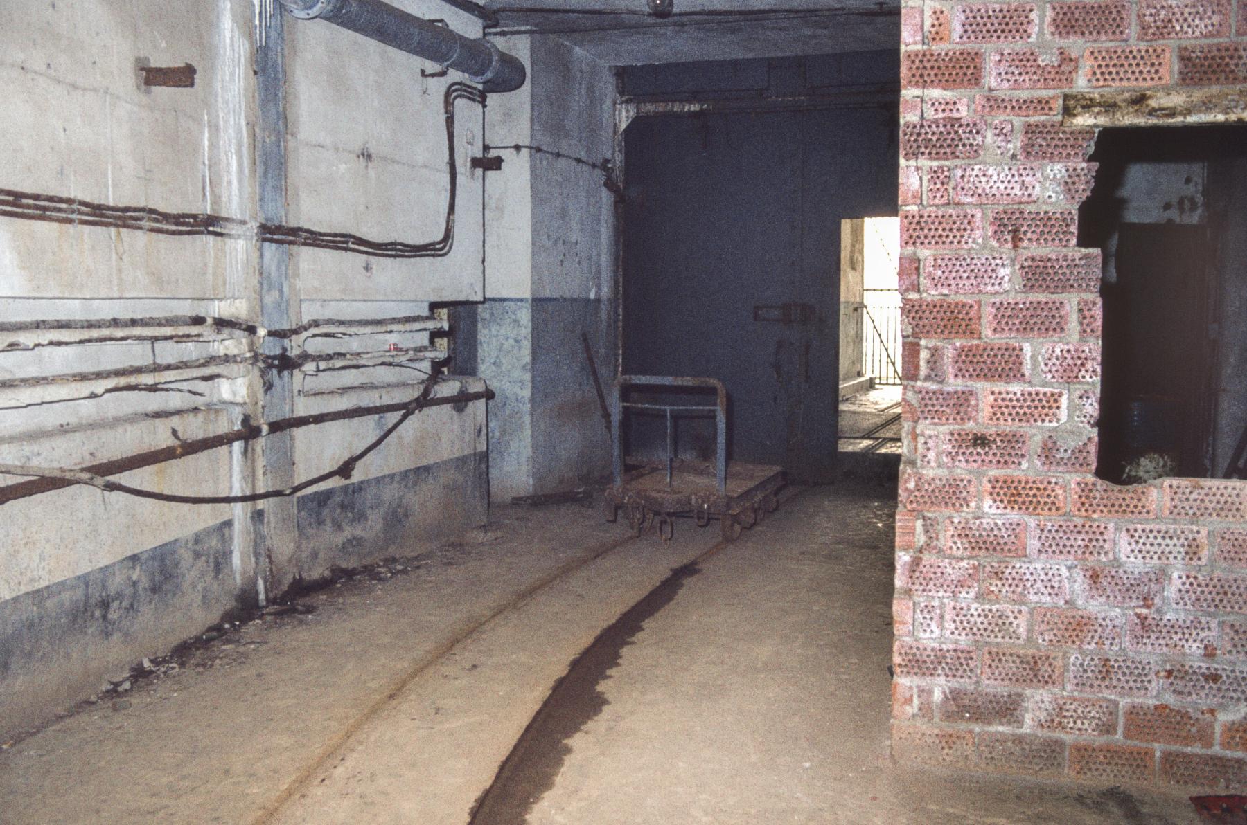 Ligne Maginot - METRICH - A17 - (Ouvrage d'artillerie) - Entrée munitions
La porte blindée  - MANSUY Michel