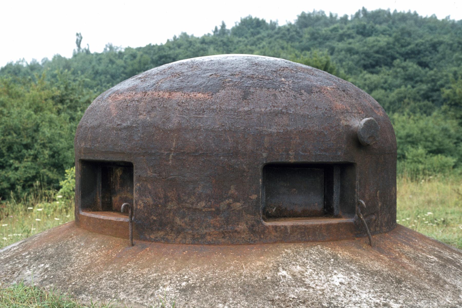 Ligne Maginot - METRICH - A17 - (Ouvrage d'artillerie) - Entrée munitions
Cloche GFM  - MANSUY Michel